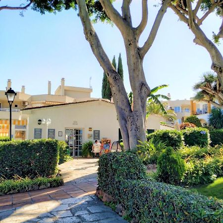 Ferienwohnung Dona Carlota Gardens, Sea Views, Pool, Restaurant Torremolinos Exterior foto