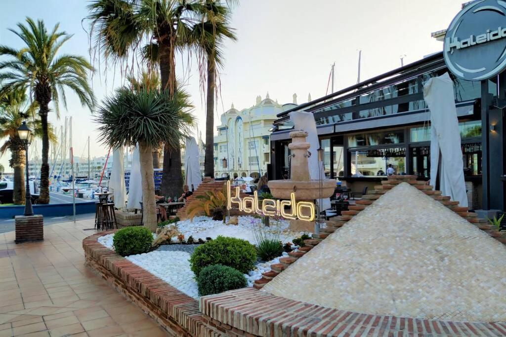 Ferienwohnung Dona Carlota Gardens, Sea Views, Pool, Restaurant Torremolinos Exterior foto