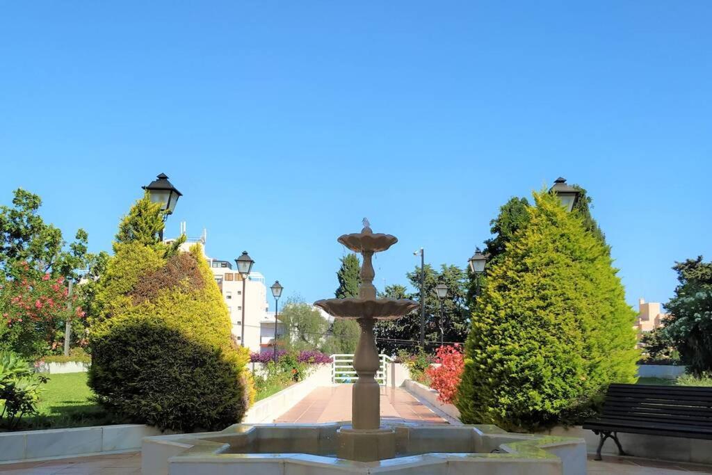 Ferienwohnung Dona Carlota Gardens, Sea Views, Pool, Restaurant Torremolinos Exterior foto