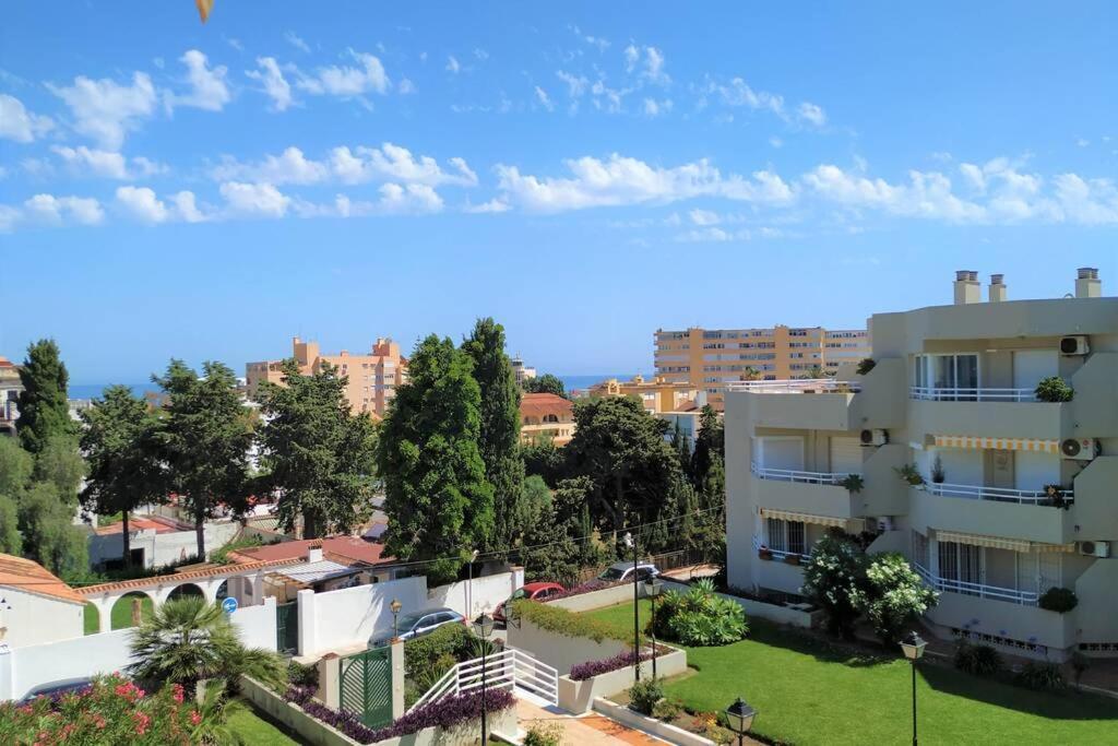 Ferienwohnung Dona Carlota Gardens, Sea Views, Pool, Restaurant Torremolinos Exterior foto