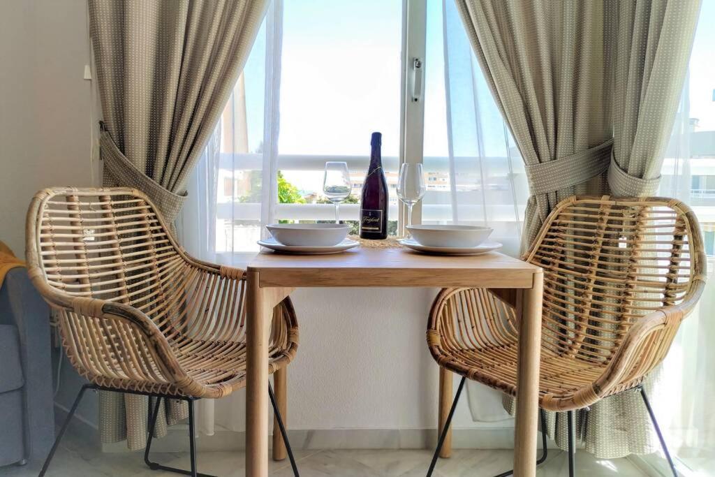 Ferienwohnung Dona Carlota Gardens, Sea Views, Pool, Restaurant Torremolinos Exterior foto