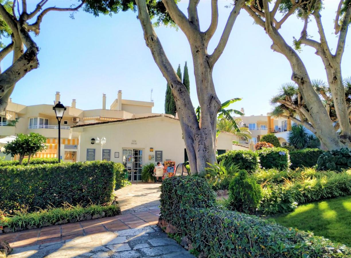 Ferienwohnung Dona Carlota Gardens, Sea Views, Pool, Restaurant Torremolinos Exterior foto